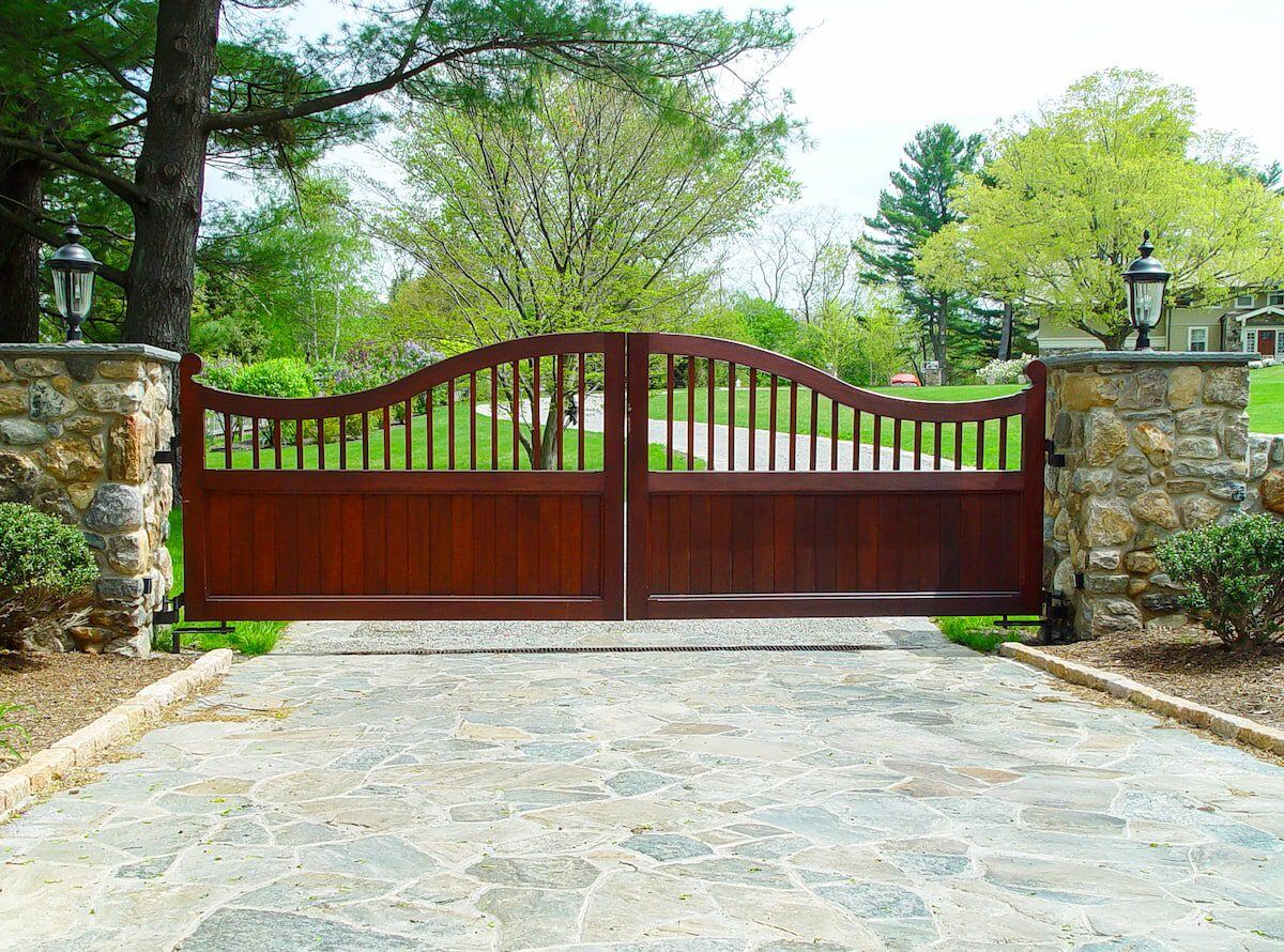Mahogany apron style wood gate